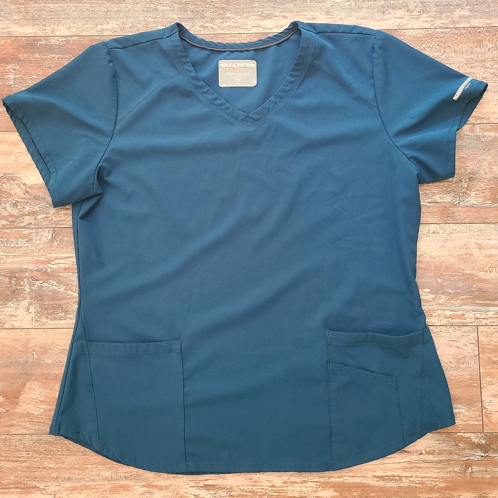 Sketchers by Barco Scrub Top